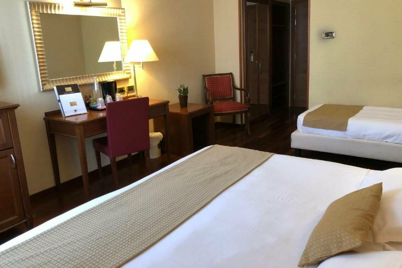 Cicerone Hotel Roma Esterno foto